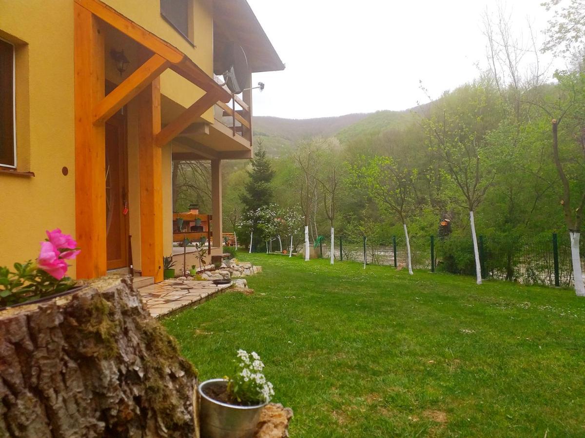 Eden Visoko Appartement Buitenkant foto